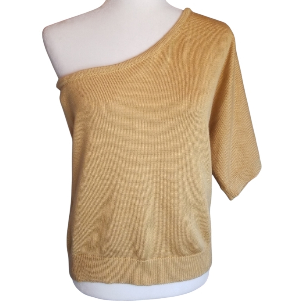 MICHAEL Michael Kors One-Shoulder Gold Sweater Large